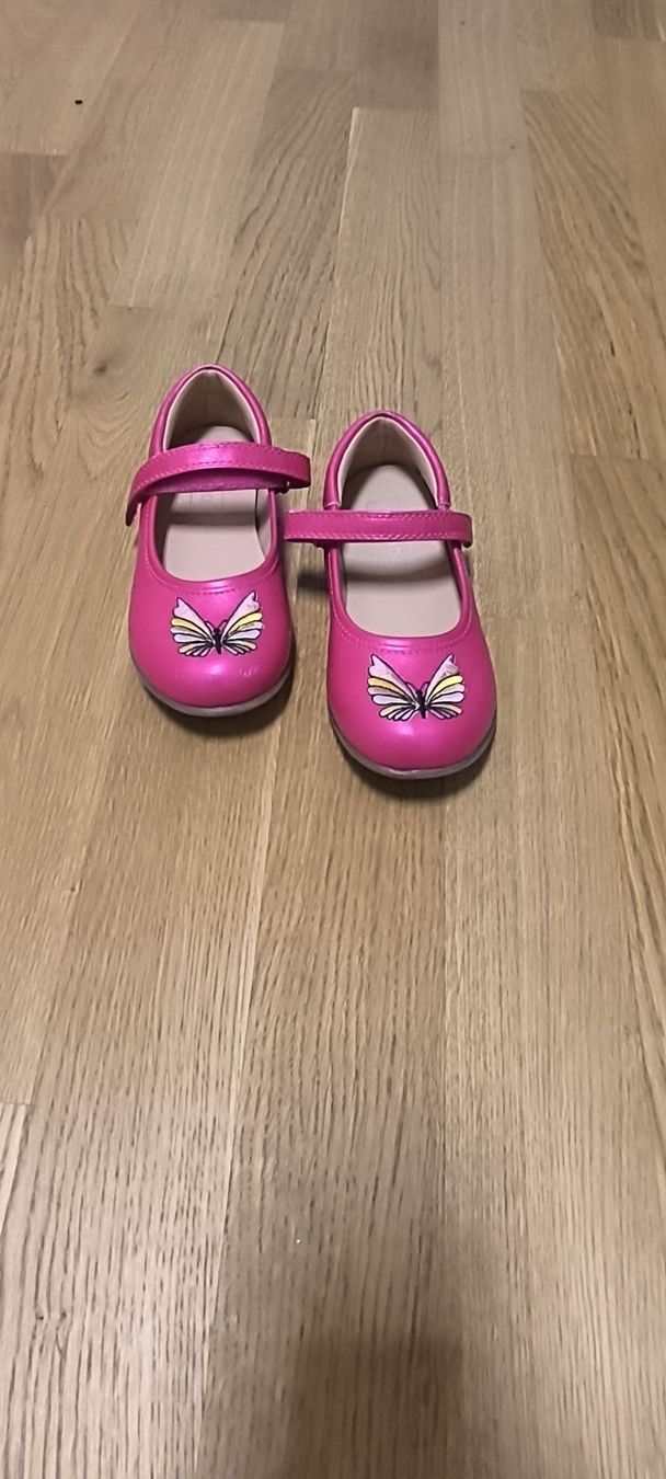 Scarpe per ragazze: Mädchen Wander- & Ballerina Schuhe Gr. 27 – Usato da Endingen venduto da zaratusta 5