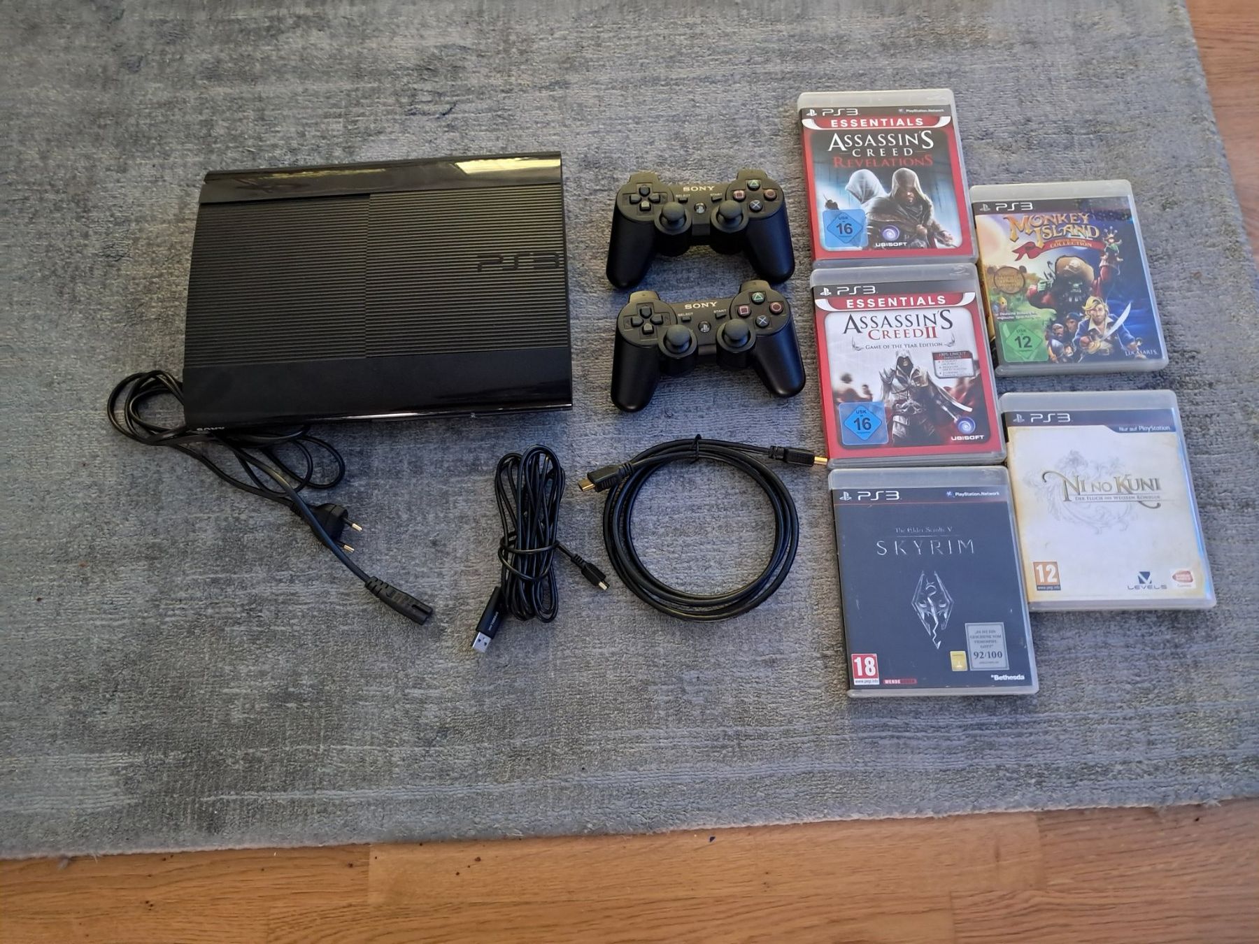 Sony Consoles: Sony Playstation 3 mit fünf Games – D'occasion à Liestal par nemi-lou