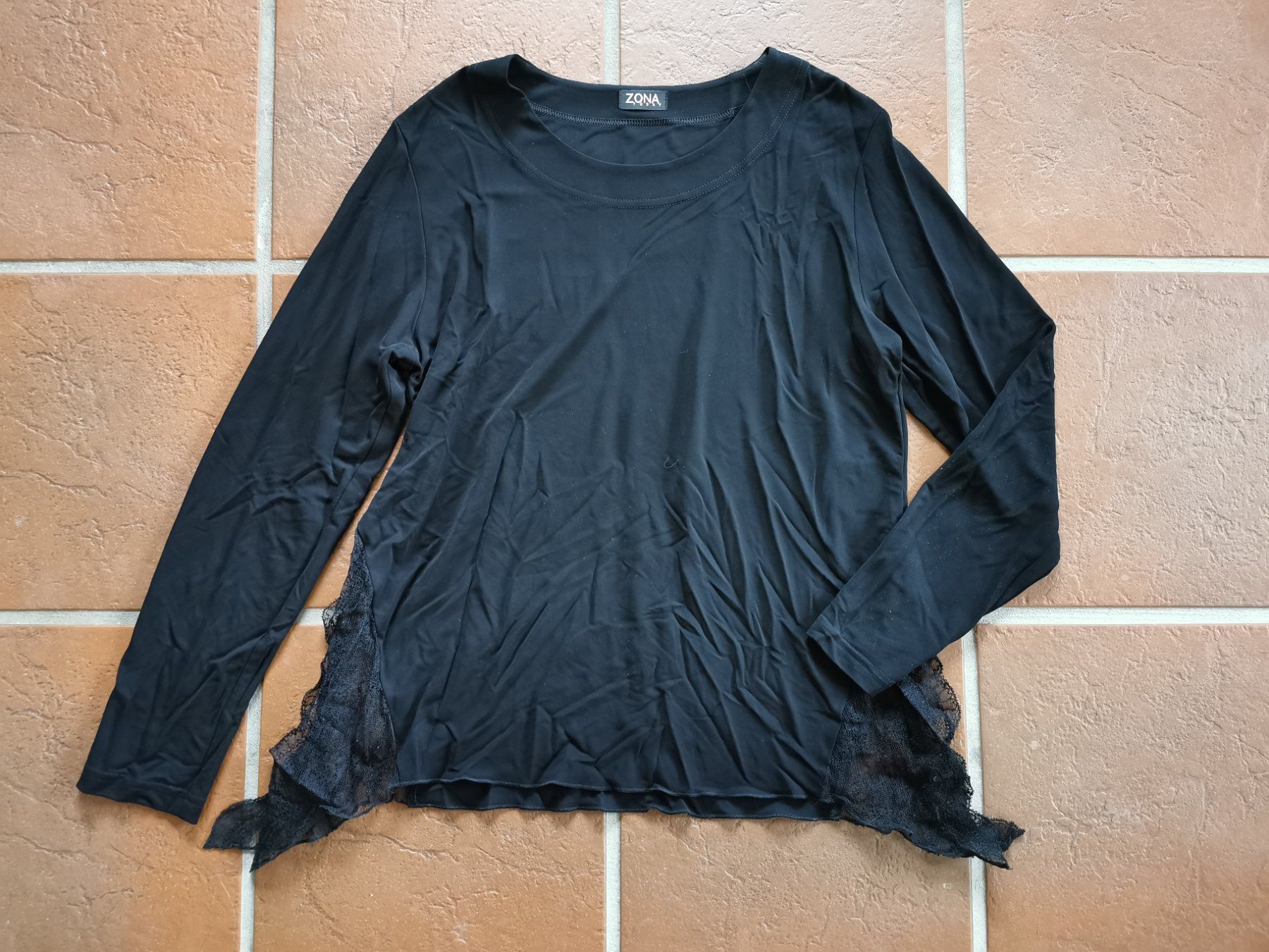 Maglioni & Felpe: Zona; schwarzer Pullover / Langarm-Shirt Gr. 44 – Usato da Boniswil venduto da Totomat-Lady