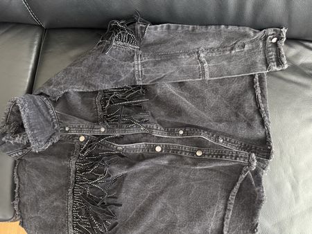 Zara schwarze Denimjacke Grösse S