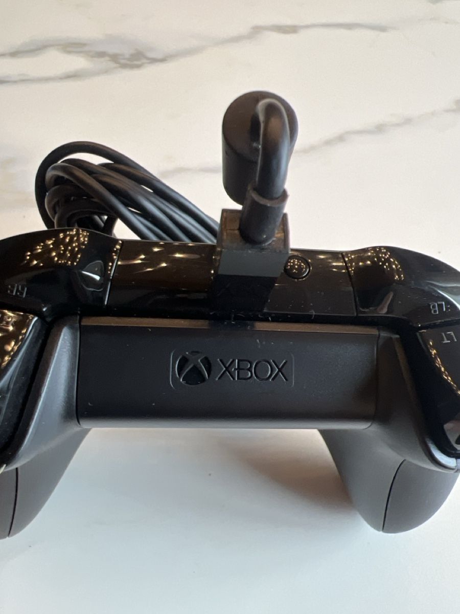 Microsoft Controller: Xbox Controller, kabelgebunden - Top Zustand! Schwarz – Gebraucht aus Wollerau von Plakatfreund 1