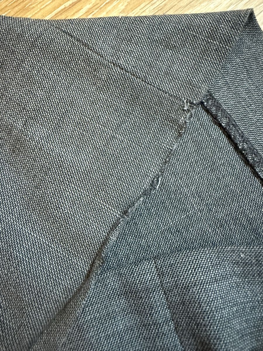 H&M Pantaloni: Pantalon classique gris H&M, t.38/M – Usato da Tavannes venduto da Thriftshop 6