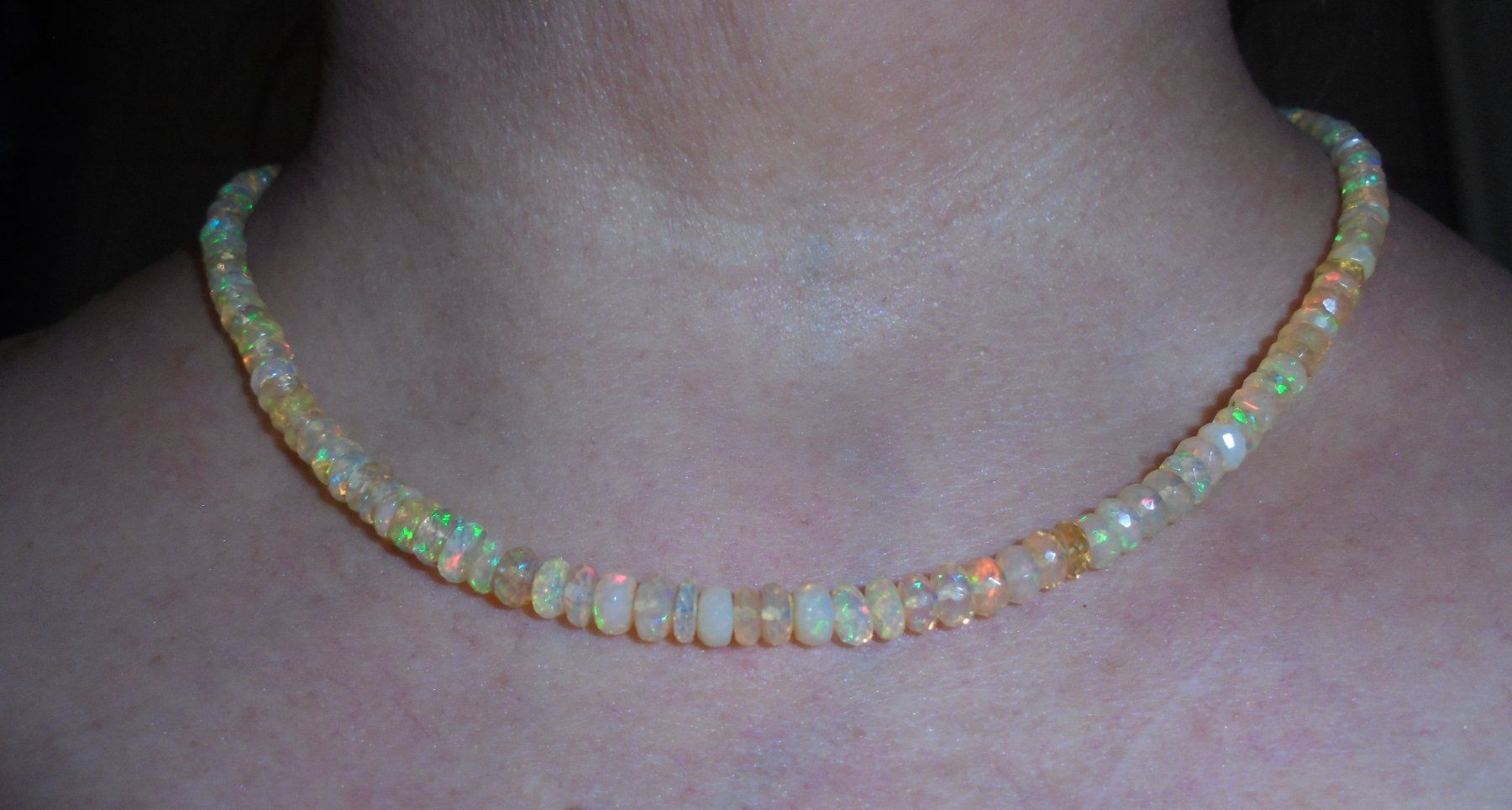 Catenine: Echtschmuck; Welo-Opal Halskette – Nuovo (secondo la descrizione) da Zuchwil venduto da maumauchi