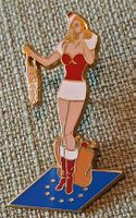 D092 - Pin  -  Pin Up Girl Christmas EU