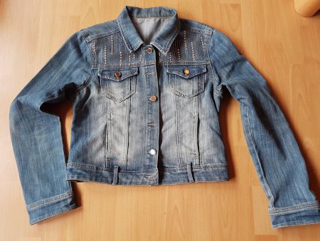 JEANSJACKE GR. T40 (MIT PAILLETTEN VERZIERUNG)