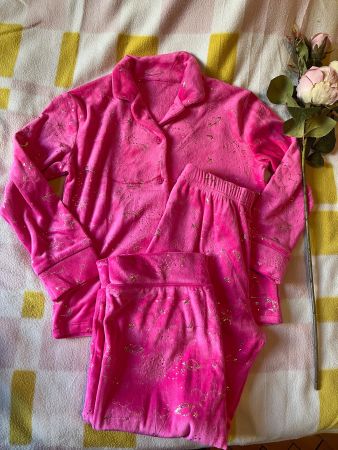 Pink Velvet pjs or loungewear - new unworn 6/7 years