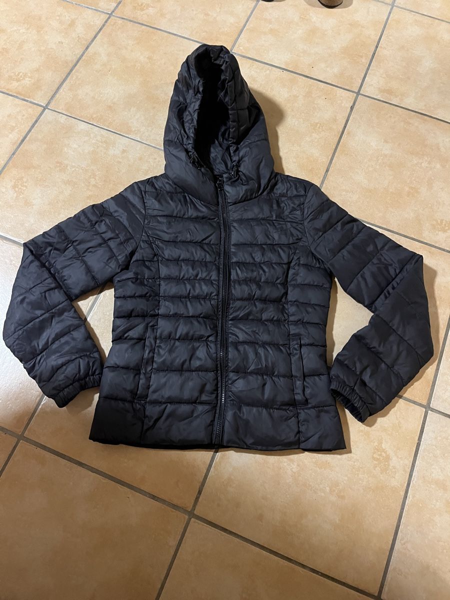 Lotti di vestiti: Kleiderpaket Grösse XS/S, 12 Teile – Usato da Kaltenbach venduto da happysunshineee 2