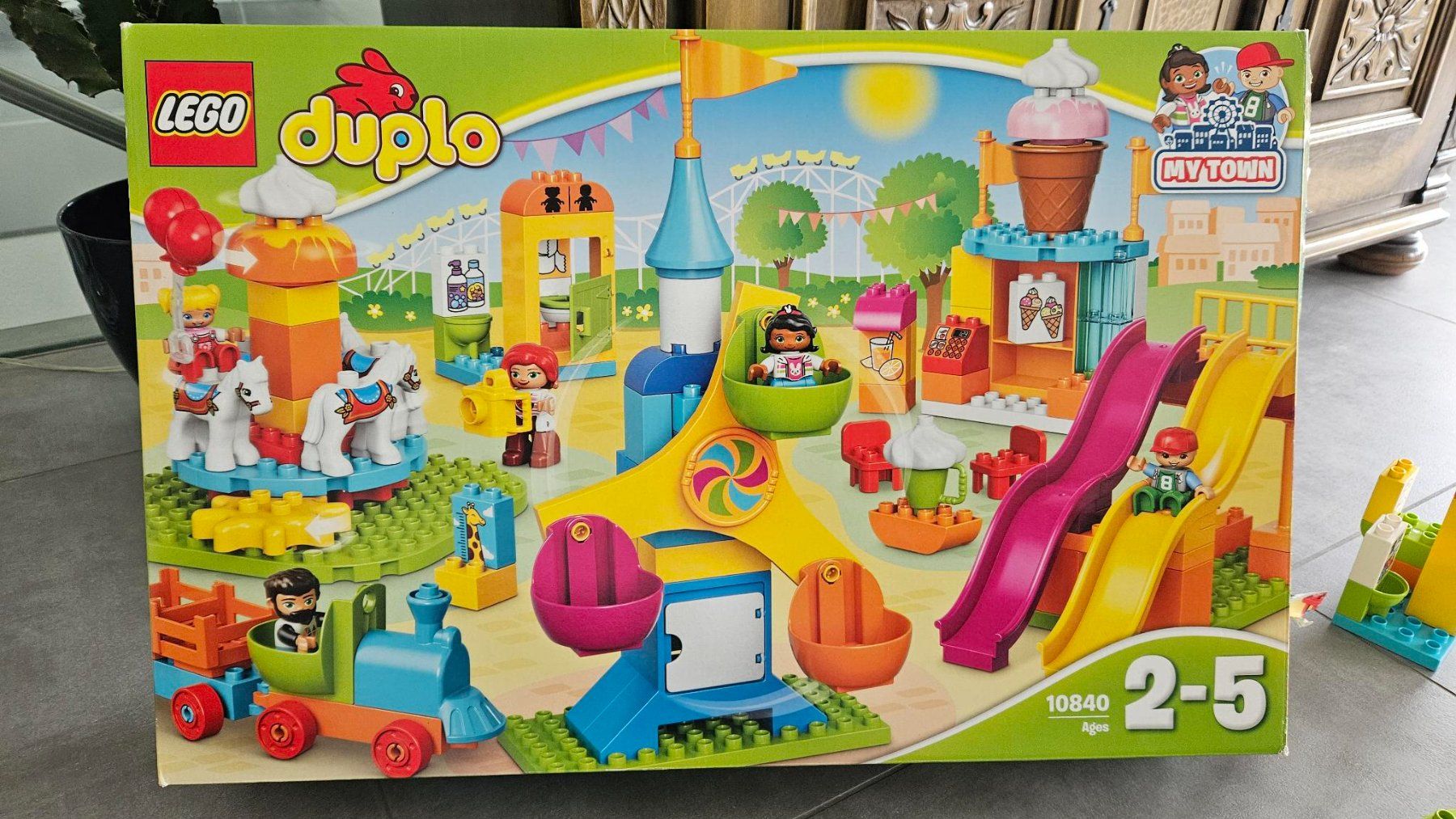Lego Kit di costruzioni: Fête foraine Duplo 10840 – Usato da Corminboeuf venduto da JadeHill
