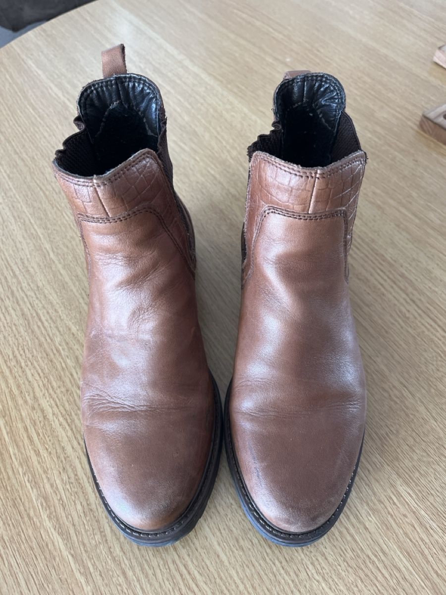 Damenschuhe: Übergangsstiefel Dame – Gebraucht aus Steinen von ali_wx75