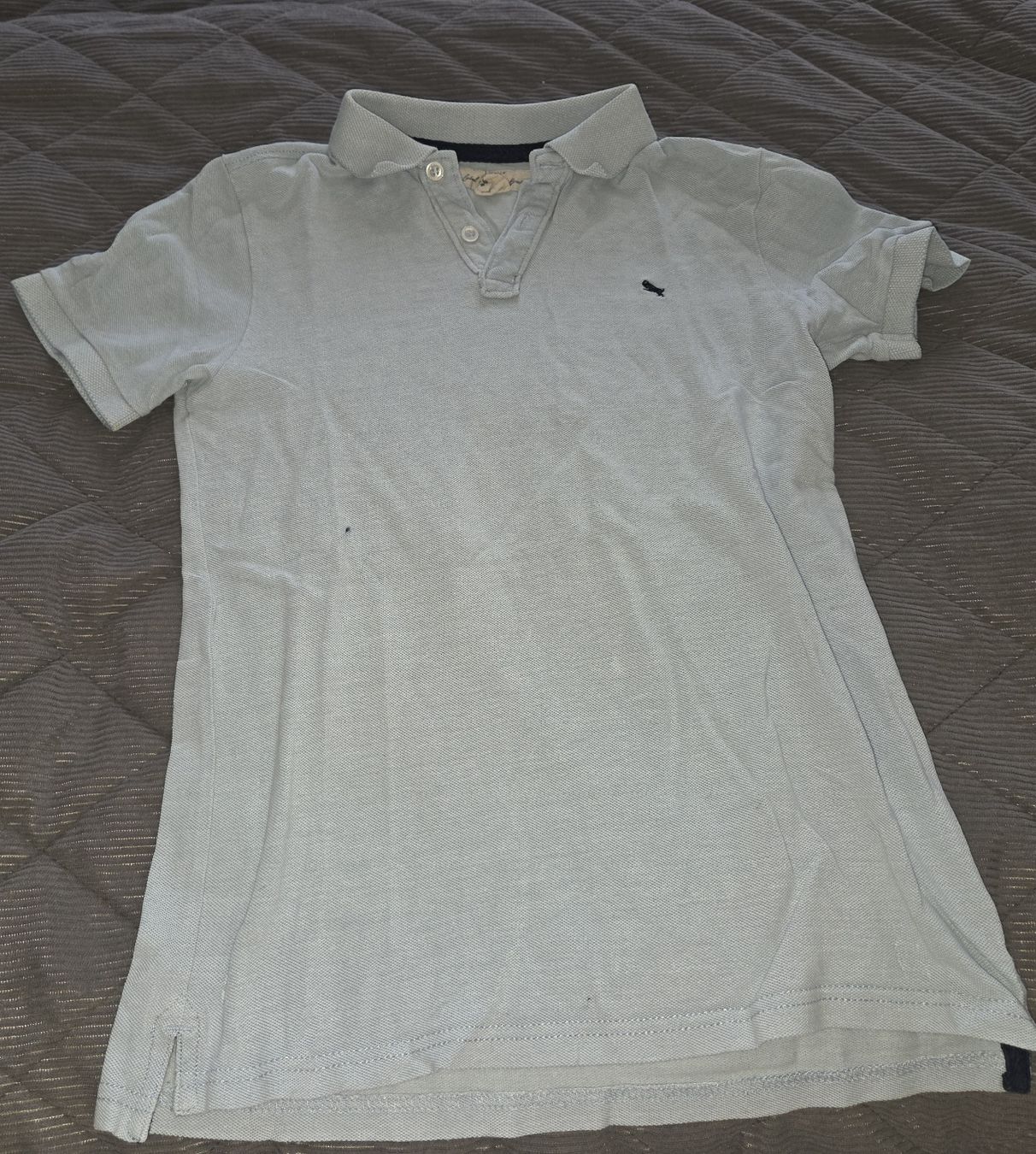 H&M Camicie, T-shirt & Polo: Polohemd Hellblau, Gr. 146/152 – Usato da Utzenstorf venduto da Ernie_und_Bert