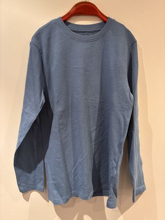 schönes Langarmshirt Gr. 140, Neu
