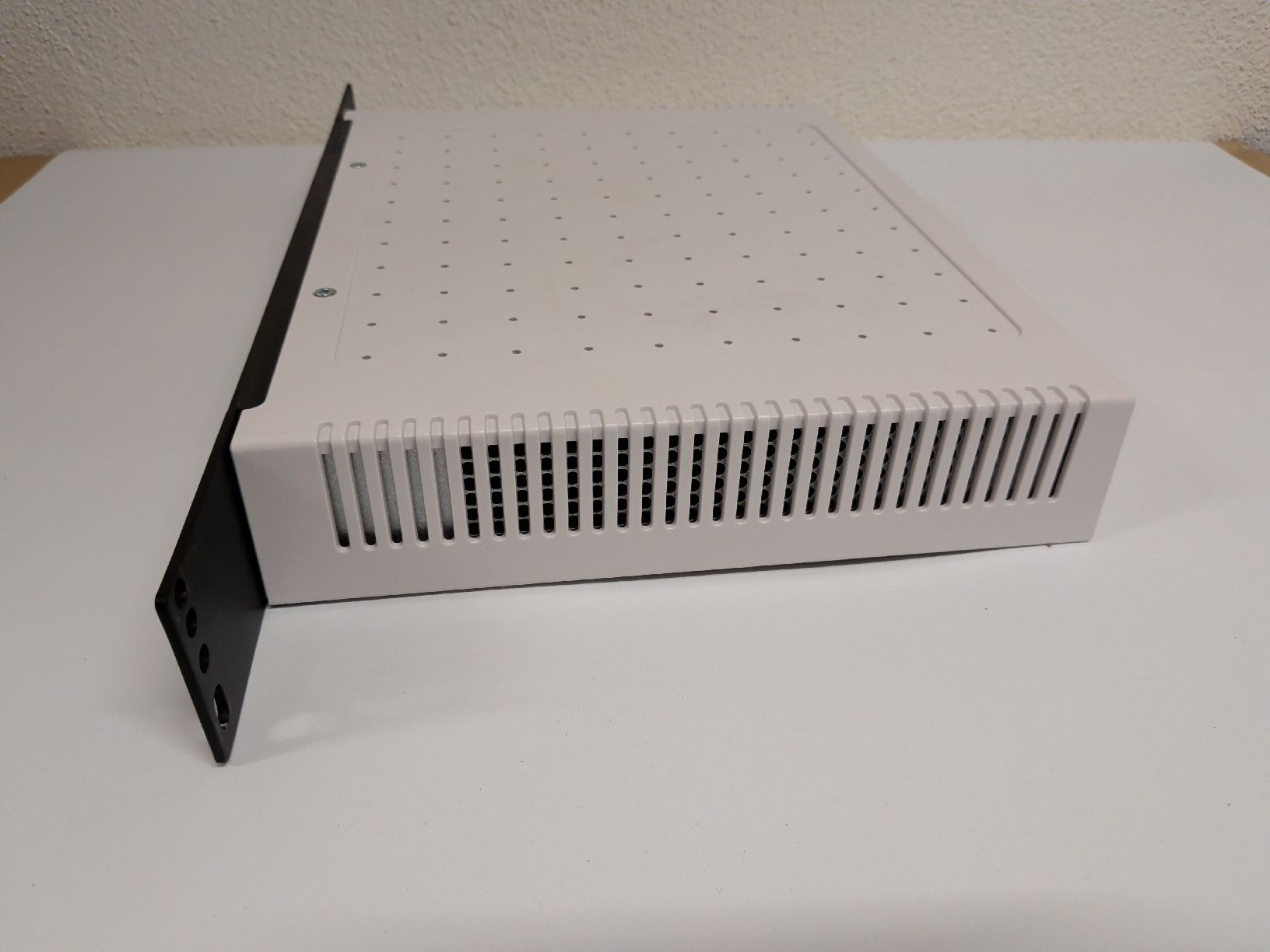 Mitel Telefone: Mitel MiVoice 400 SMB Controller mit – Gebraucht aus St. Niklausen LU von Sebastian-D 2