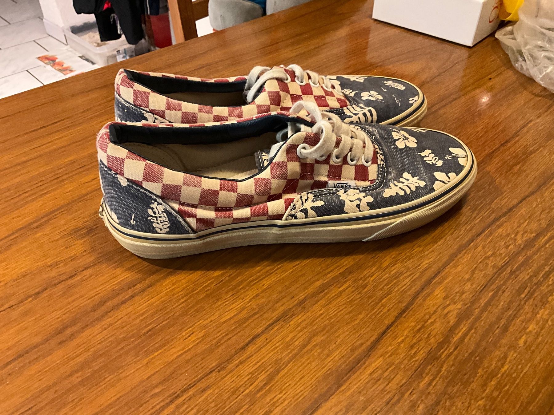 Vans Scarpe da uomo: Vans Special Edition, Men US 9 – Usato da Fribourg venduto da JohnZ89 2