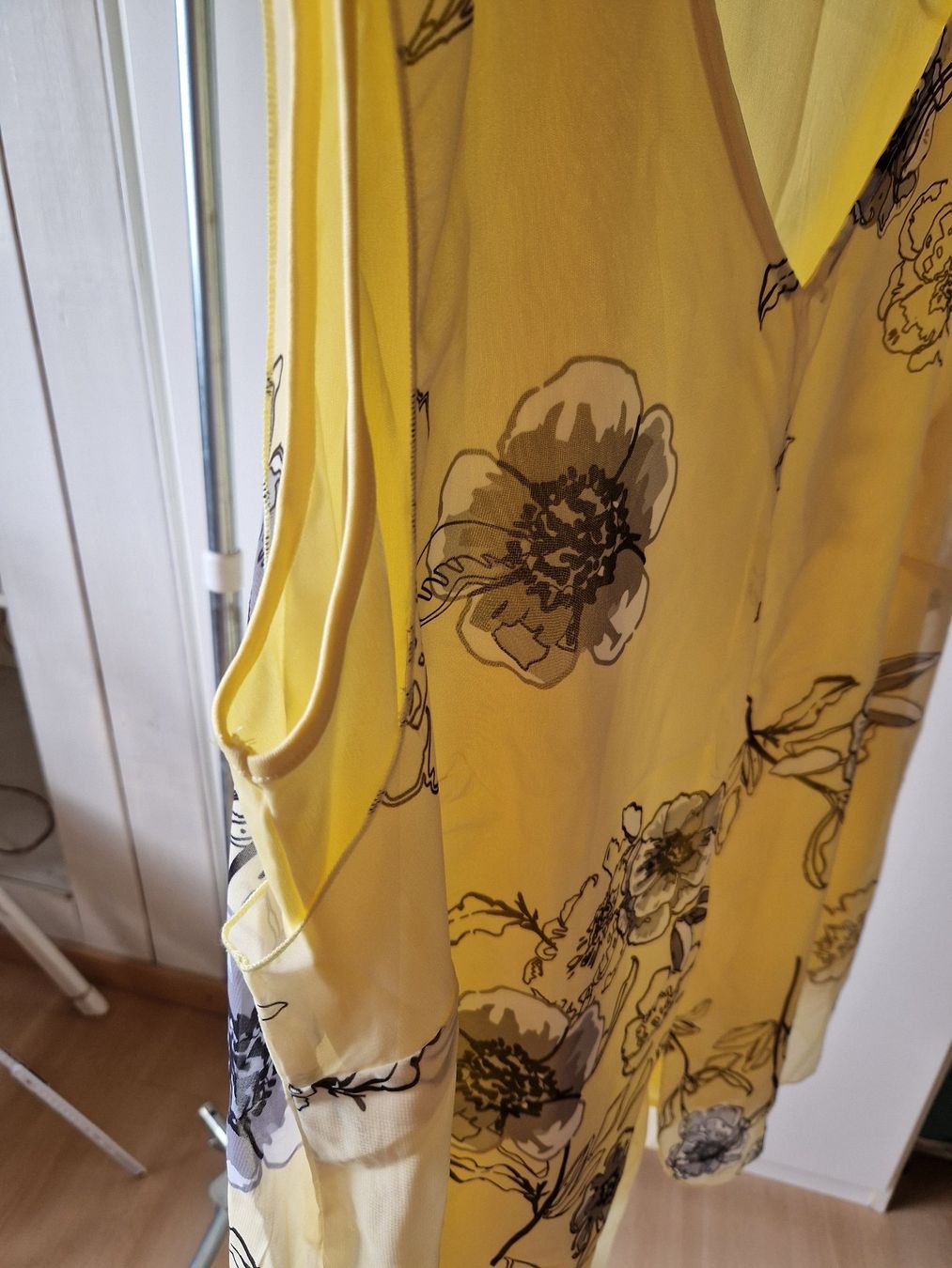 Tops: Blusen Top Long Gelb Farbig – D'occasion à Niederbipp par Trude04 1