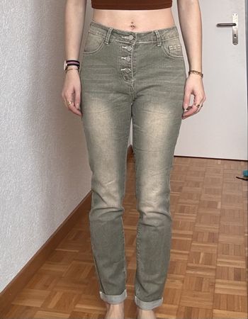 Jeans khaki mit Knopfleiste Grösse M Damen neu
