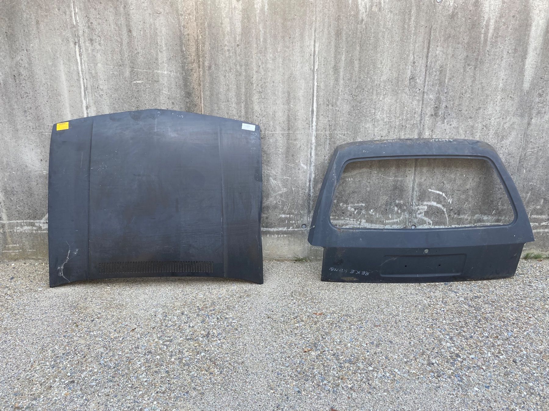 Opel Tutti pezzi di ricambio auto: Opel Rekord E – Usato da Huttwil venduto da kadett1984