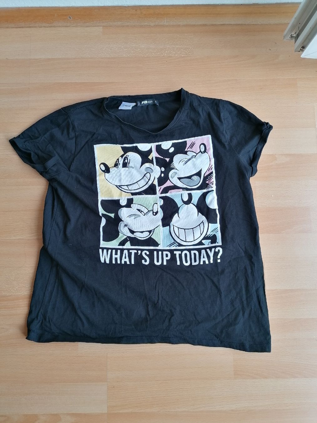 Disney Camicette, T-shirt & Top: Mickey Mouse T-Shirt – Usato da Hägendorf venduto da Fiooo