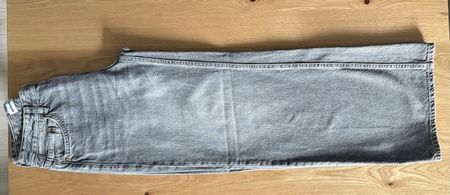 Jeans gris wide leg BERSHKA 