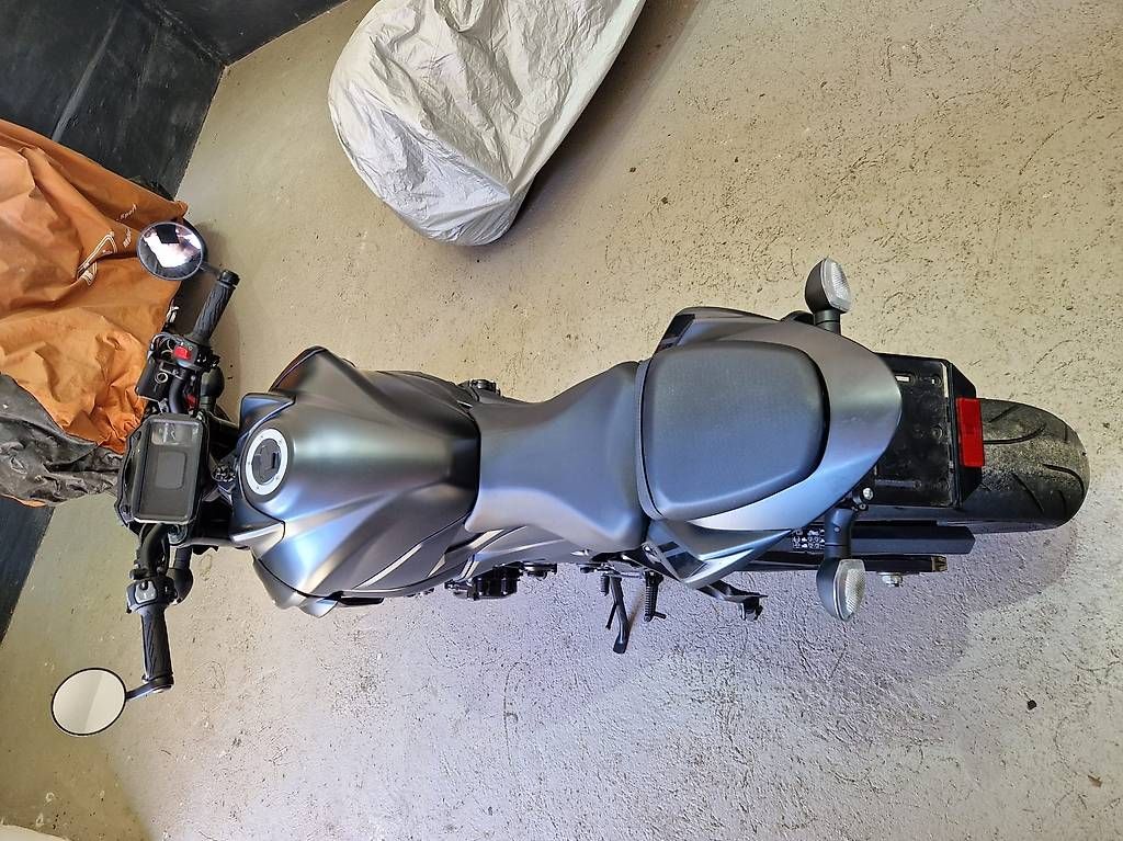 Strada: Suzuki GSXS 750 – Usato da Kölliken venduto da Chilfiker 4