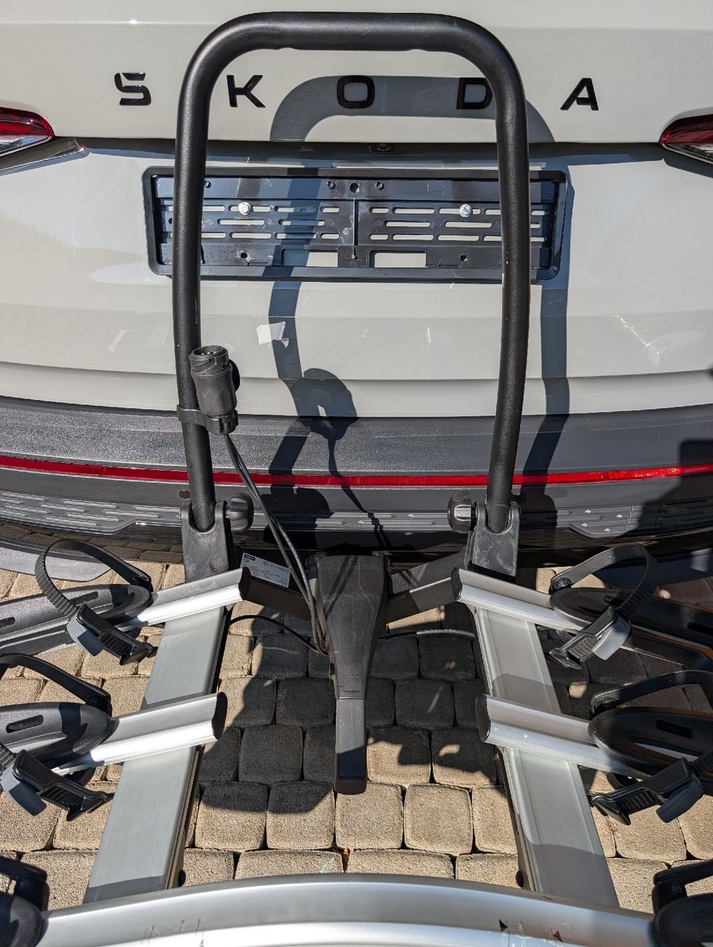 Thule Dachträger: Thule Velocompact 926 /  3-4 Velos – Gebraucht aus Kirchberg BE von Newendoriginal 2