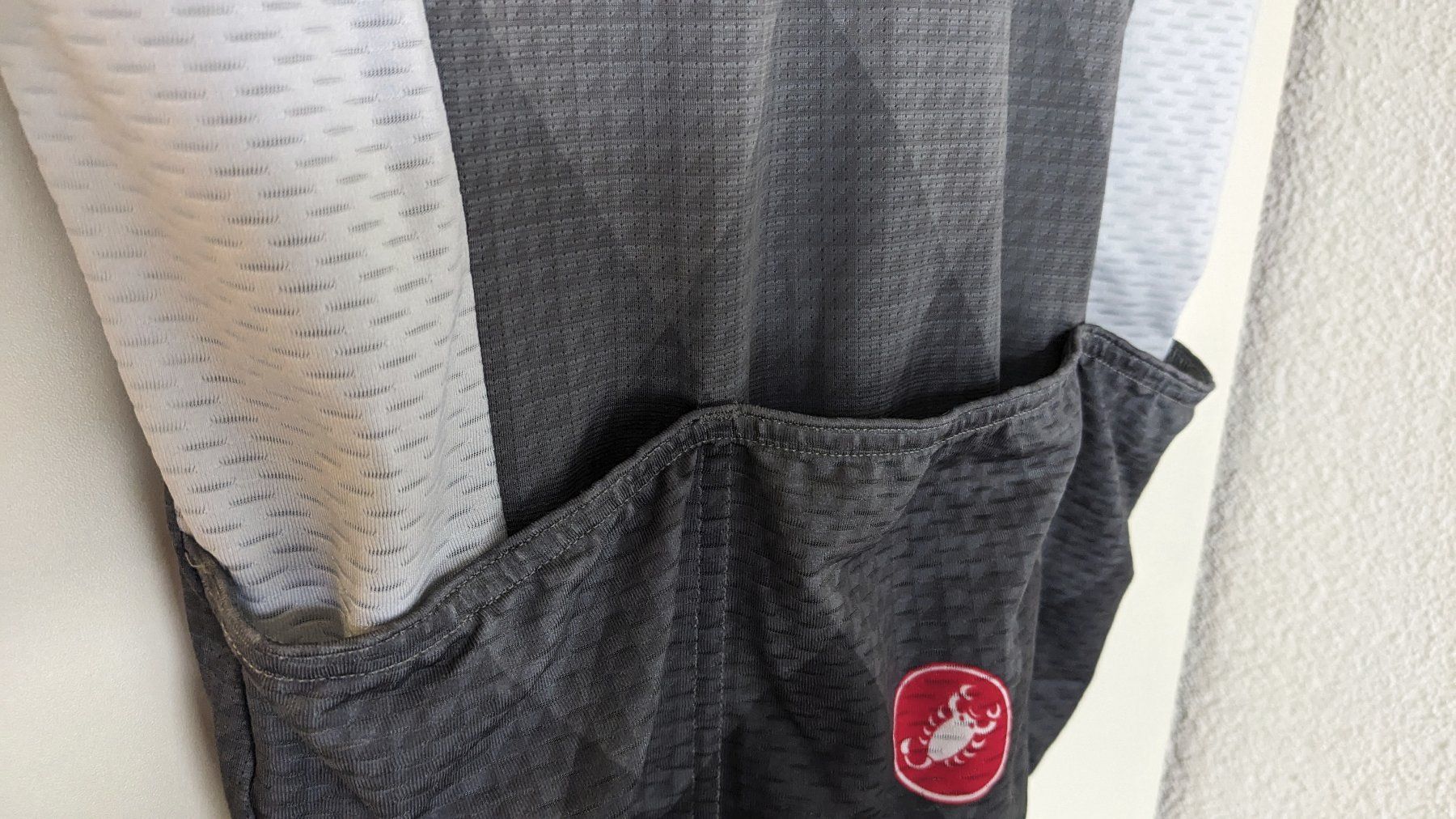 Castelli Canottiere & Pantaloni: Trikot von Castelli – Usato da Liebefeld venduto da Pacem 3