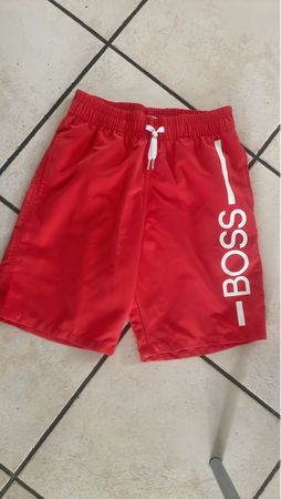 Rote BOSS Badehose, Gr.152– Neu, Perfekt für den Sommer!