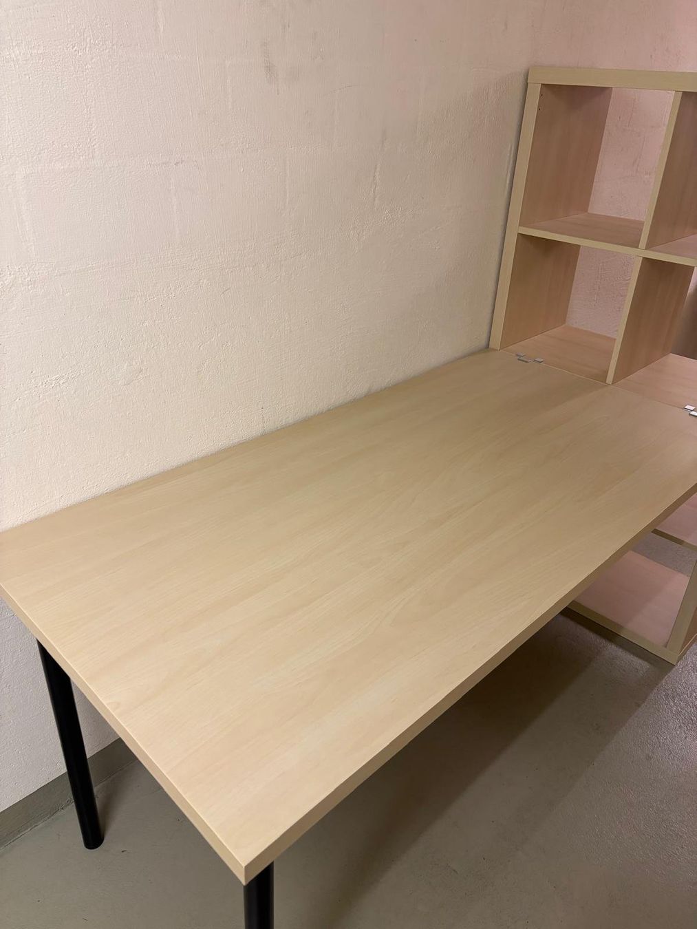 Bureaux: Schreibtisch mit Regal – D'occasion à Wolfhausen par she_d8lx 6