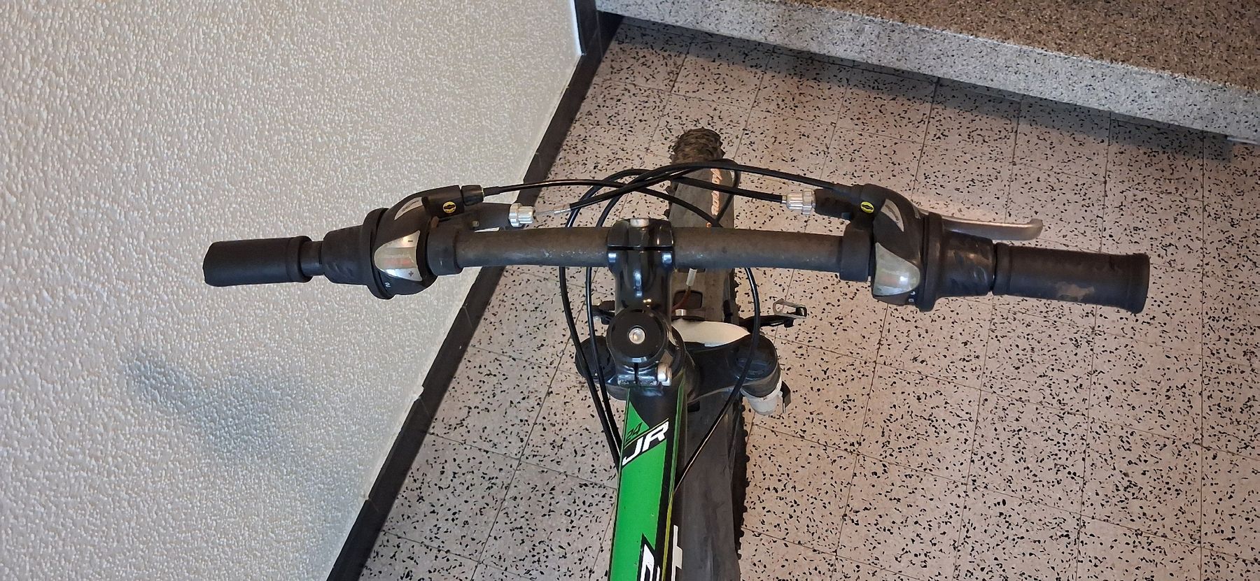 Scott Biciclette: Kindervelo SCOTT 24 Zoll – Difettoso da Bern venduto da KavIndustries 2