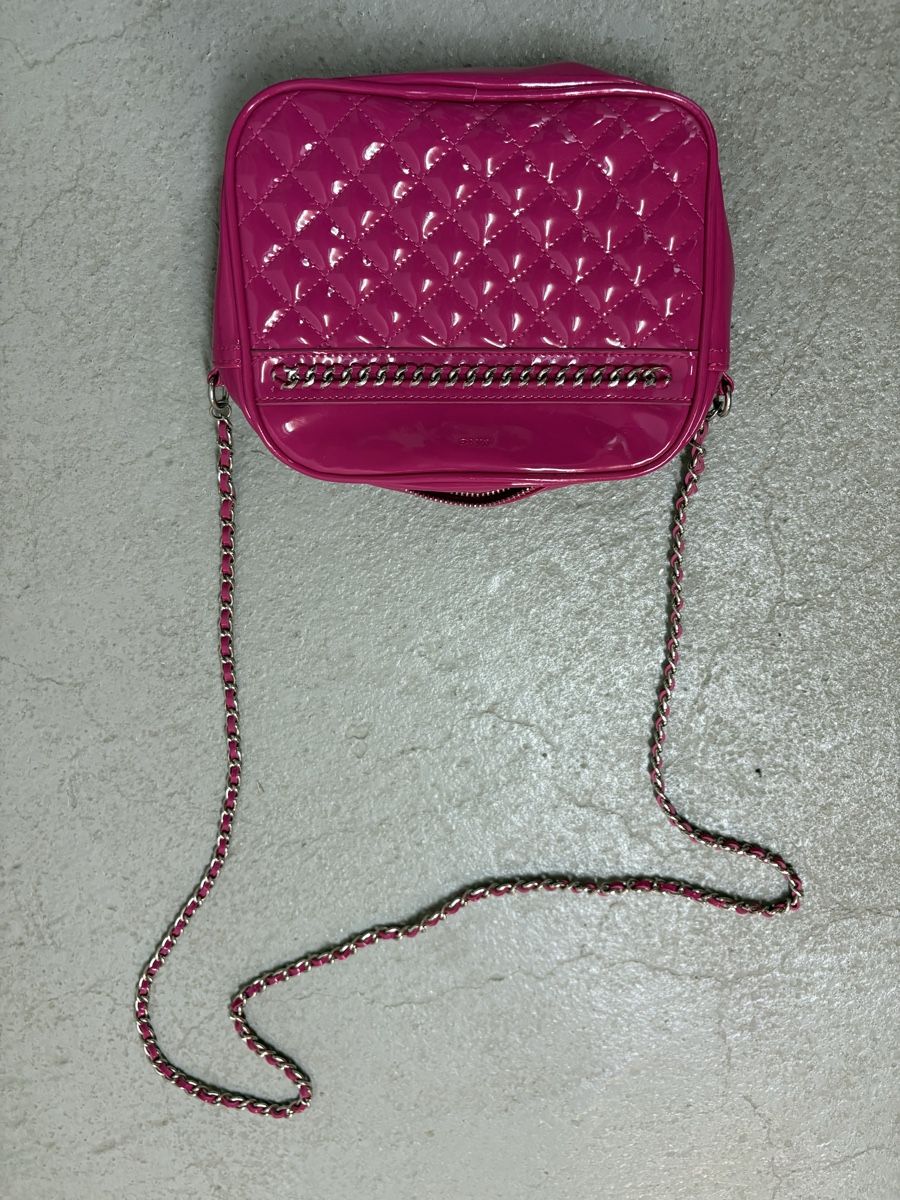 Borse da donna: Kleine Pinke Handtasche – Usato da St. Gallen venduto da sabrinaleu