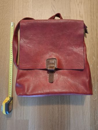 Rucksack - rot - Top Zustand!