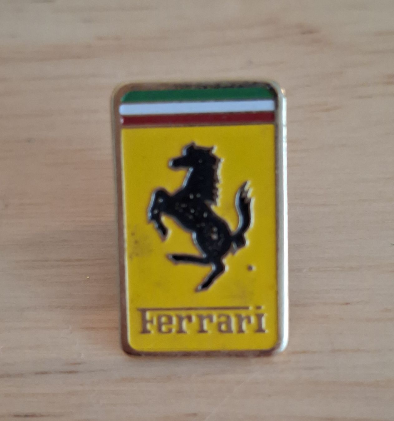 Ferrari Plaquettes & Badges: Pin Ferrari – D'occasion à Kriens par Wolly85