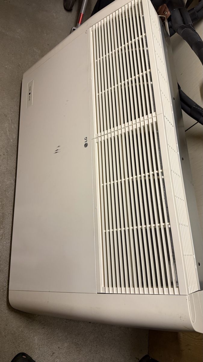 LG Condizionatori: LG Klimaanlage mit Splitgerät – Usato da Full-Reuenthal venduto da Padi68erp 3