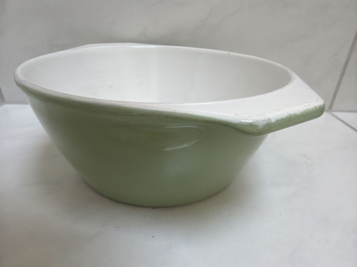 Von Roll Pentole: Gusseisen Topf, von Roll, Vintage. – Usato da Biberist venduto da Momo33 1
