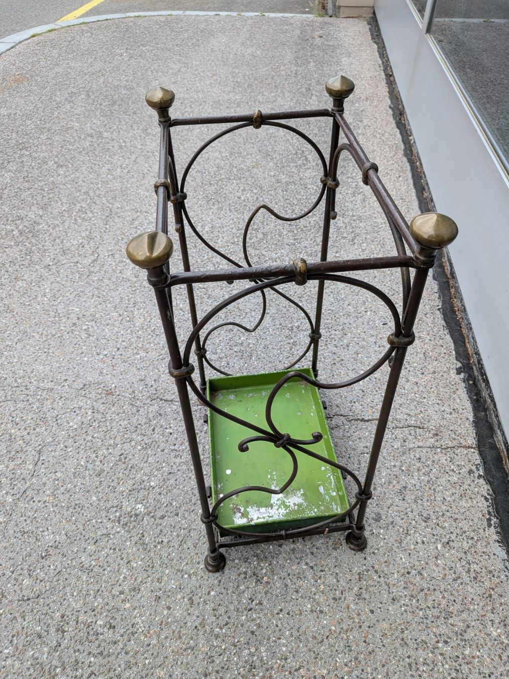 Altri mobili per ufficio: Antiker Schirmständer Jugendstil – Usato da Emmen venduto da Brockofsky 1