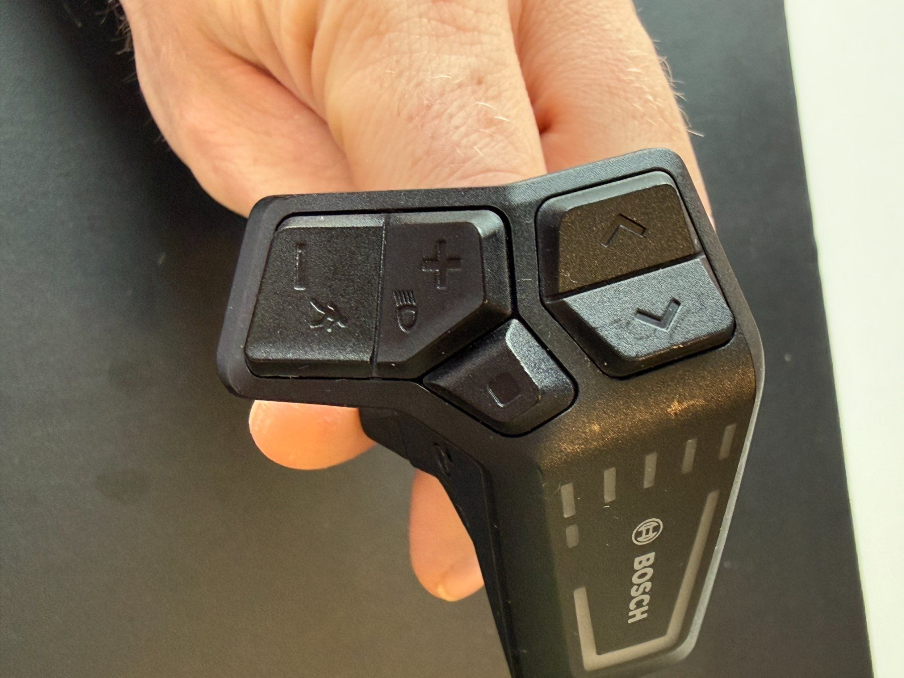 Bosch Pezzi di ricambio: Bosch LED Remote Controller – Usato da St. Gallen venduto da VELOVE_St.Gallen 1