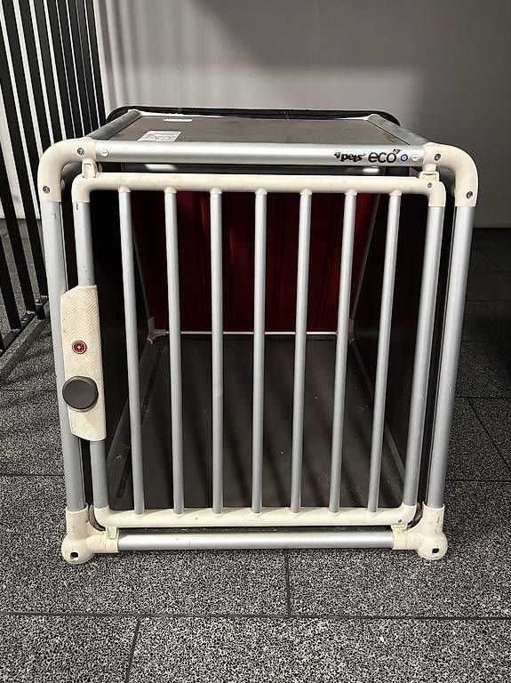 Gabbie, trasporto & Sicurezza: Hundebox 4pets ECO 3  Grösse M – Usato da Luzern venduto da sabebsa