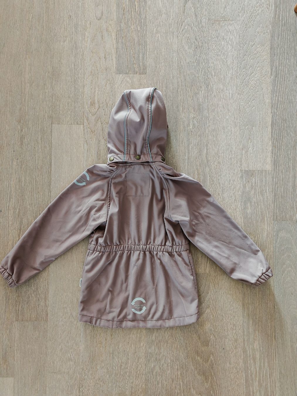 Vestes & Manteaux: Mikk-line Softshell Jacke Mädchen, Grösse 110 – D'occasion à Uster par ang_9wv7 1