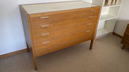 Massivholz Design-Komode,