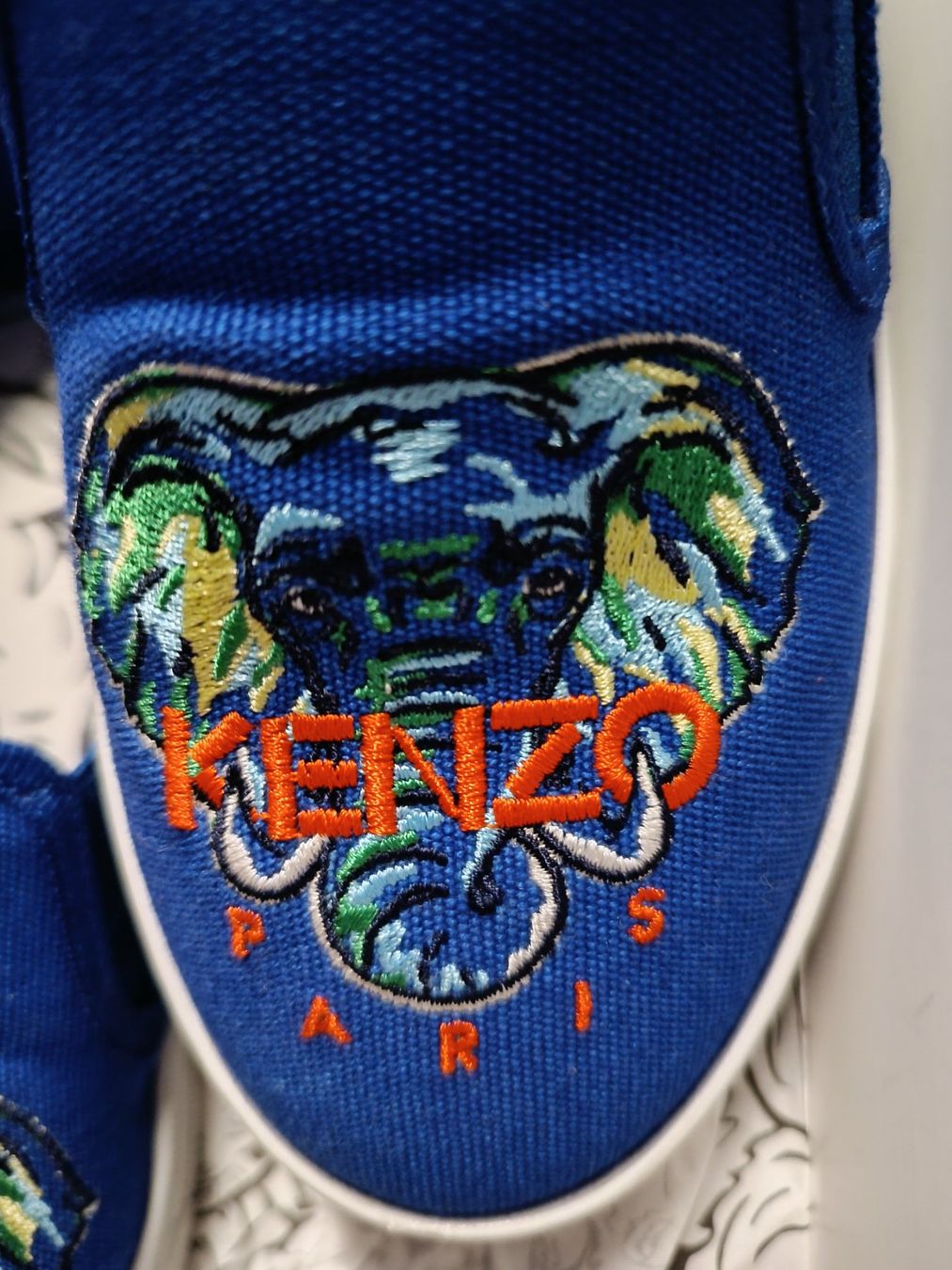 Kenzo Scarpe per ragazzi: Kenzo Schuhe Gr. 33 – Usato da Wangs venduto da Pammy333 1