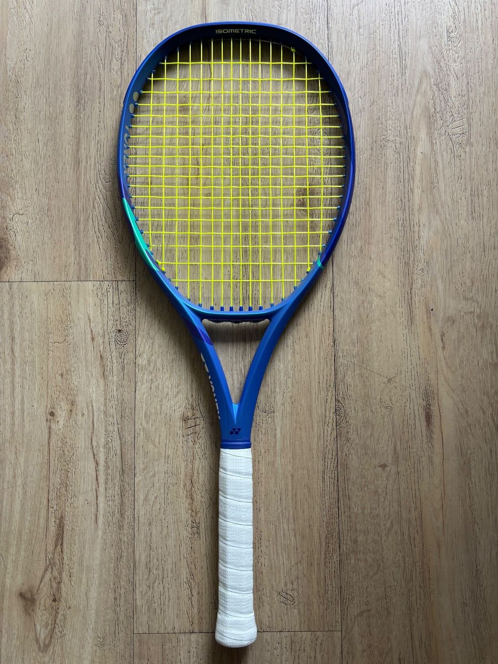 Yonex Raquettes: Yonex Ezone 100 V8 2025 - Griff 4 – D'occasion à Goldach par fairtrade90