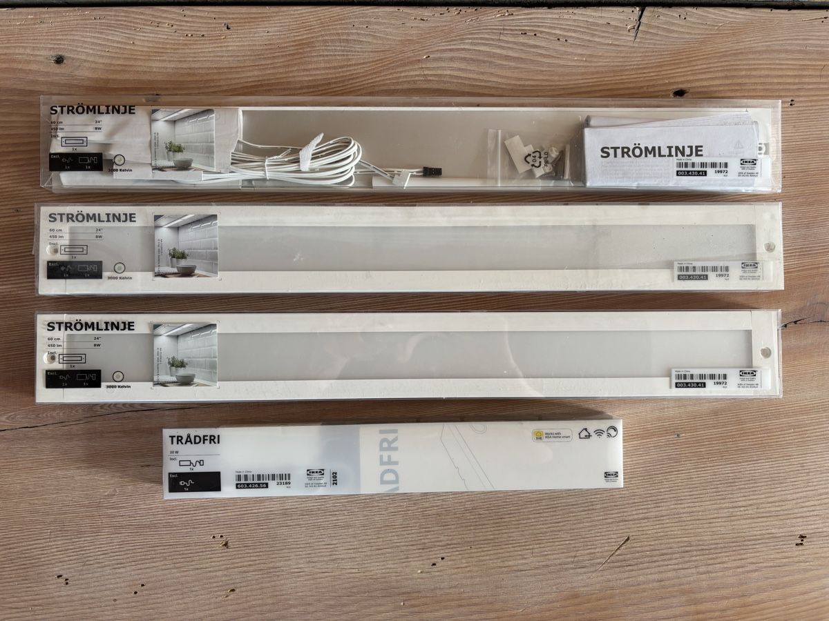 Ikea Lampade: Ikea Strömlinje - LED-Lichtleiste für Arbeitsplatte – Nuovo (secondo la descrizione) da Schaffhausen venduto da ValerieBelden