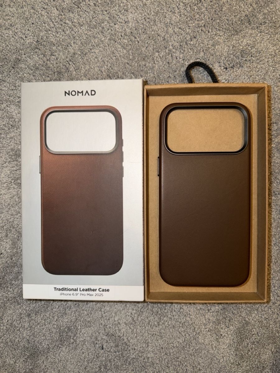 Covers & Schutzfolien: Nomad Leather Case iPhone 17 Pro Max – Gebraucht aus Emmenbrücke von raphaeljobins