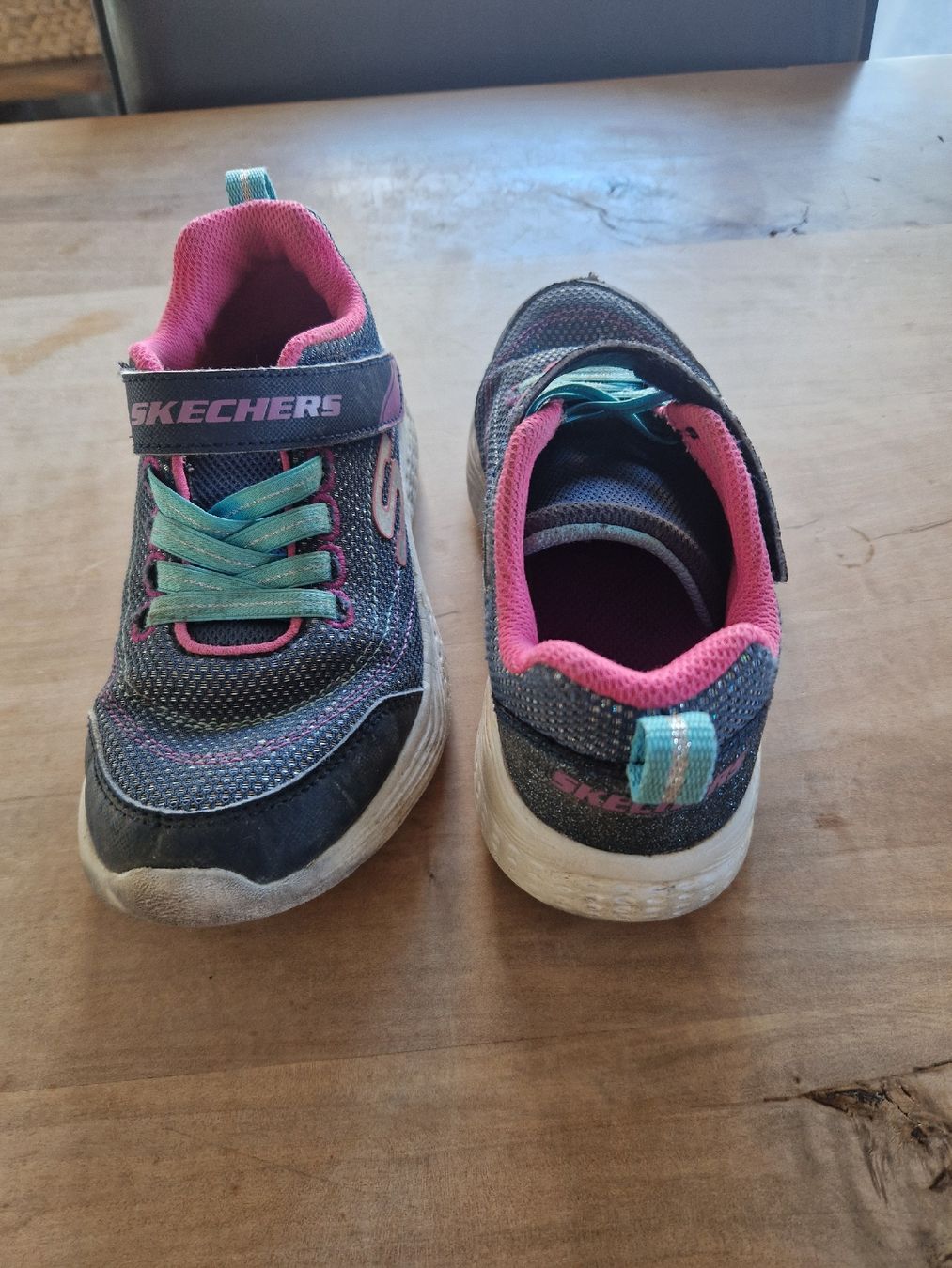 Skechers Herrenschuhe: Skechers Sneaker Gr. 31 – Mädchen – Gebraucht aus Unterägeri von Aegericity 1