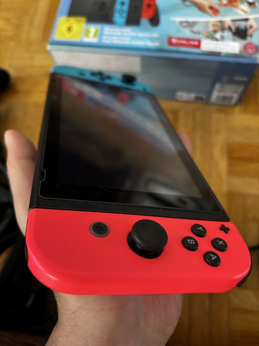Nintendo Konsolen: Ab CHF 1.–Nintendo Switch Neon Rot/Blau + OVP + 2 Controller – Gebraucht aus Winterthur von fnk_ll2c 5
