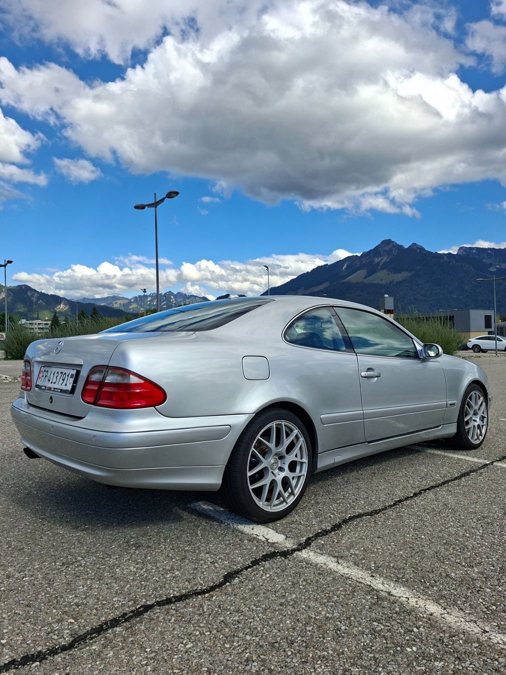 Mercedes-Benz Autos: Mercedes CLK 320 – Gebraucht aus La Tour-de-Trême von evapetreanu 4