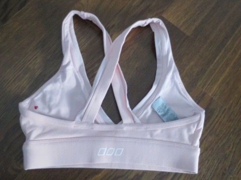 Top: Sport bh lorna james – Usato da Altstätten SG venduto da melody- 1