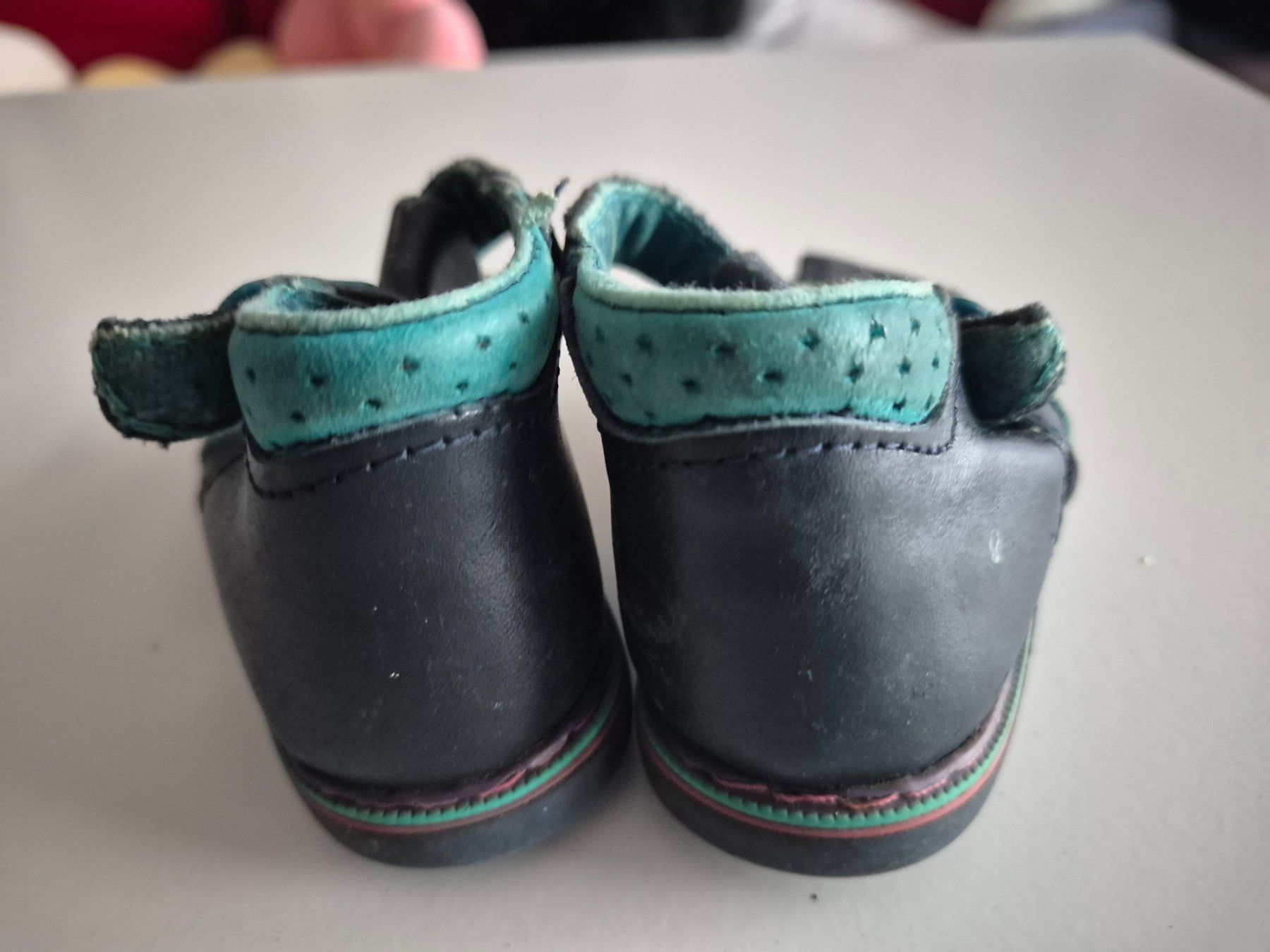 Chaussures garçon: Kindersandalen, Gr. 19 – D'occasion à Zürich par pau_y8mv 5