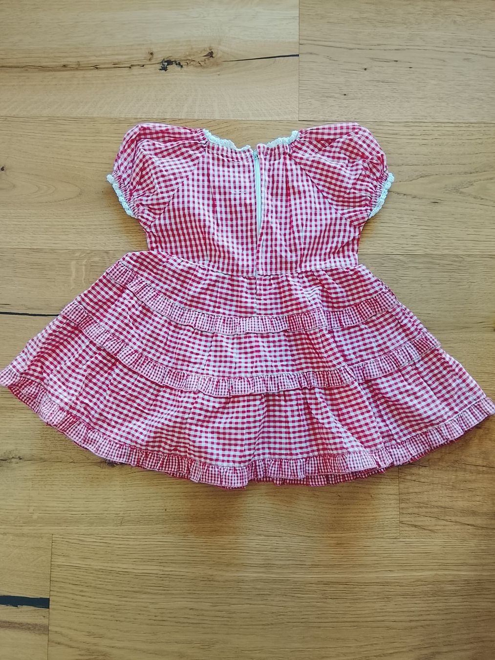 Vestiti & Gonne: Kleid Gr.100cm – Usato da St. Gallen venduto da Fluros 1