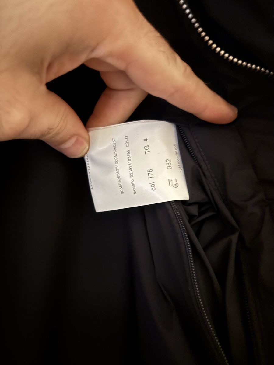 Moncler Giacche: Moncler Biolay Daunenjacke Gr. 4 – Nuovo e nell'imballaggio originale da Oberwil-Lieli venduto da stylebender 4