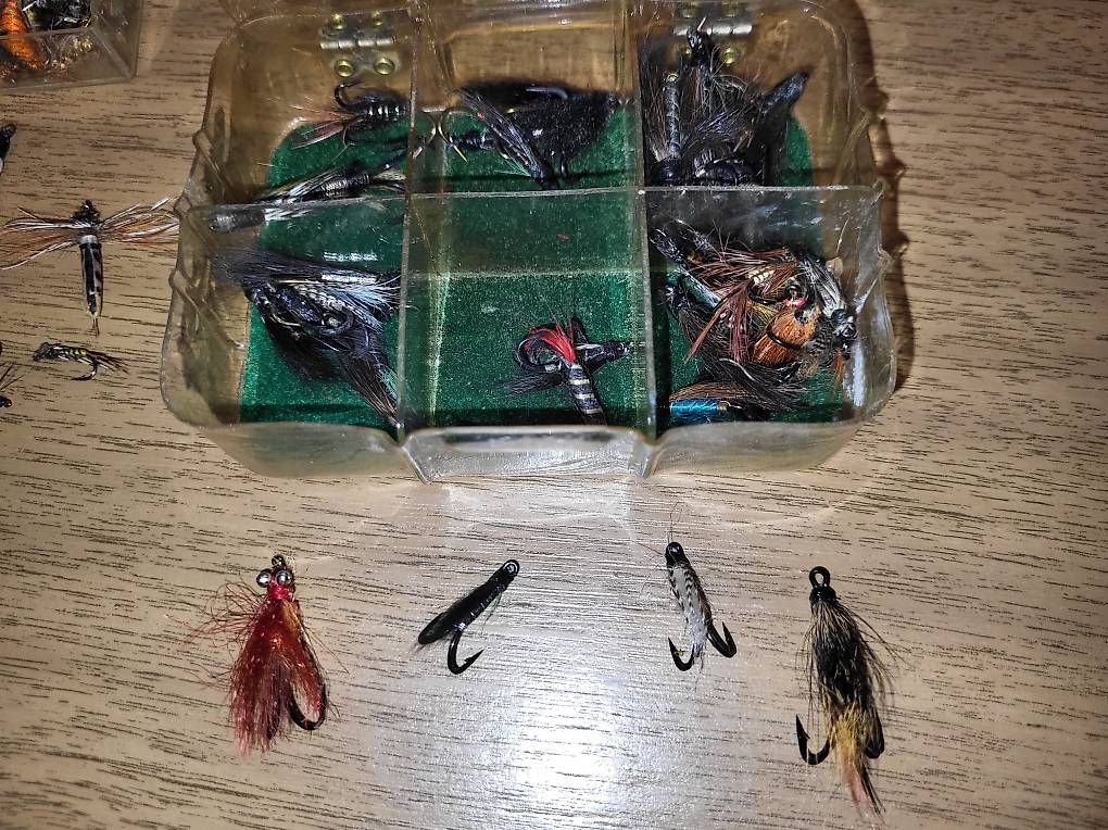 Köder: Fliegenfischen – Gebraucht aus Bolligen von Jsamsung 2